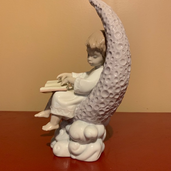 Lladro Dreaming of Stars - Picture 5 of 5